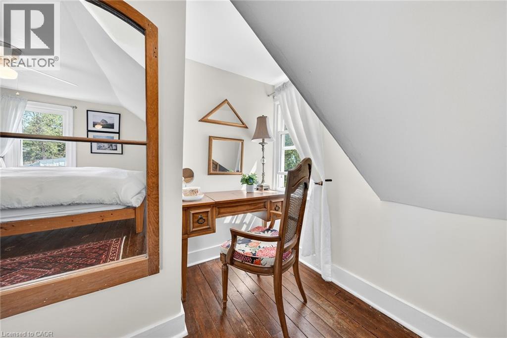439 Murray Street, Grimsby, ON - Indoor