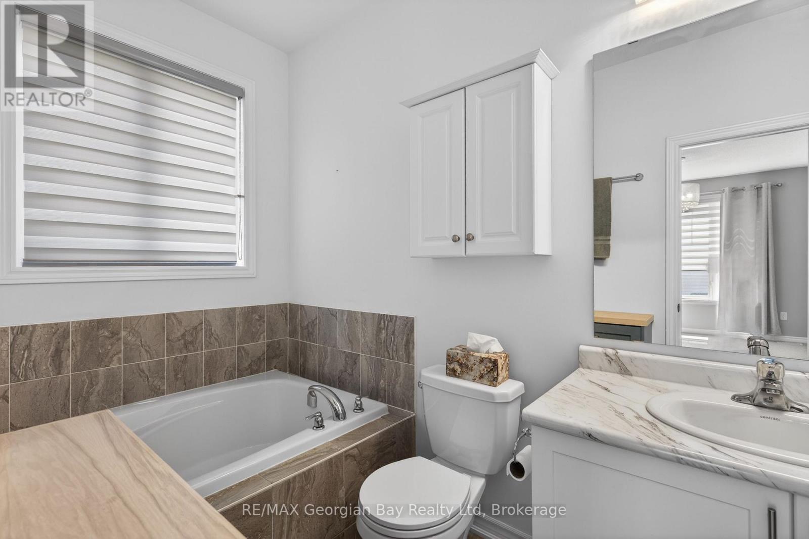 615 Bayport Boulevard, Midland, ON - Indoor Photo Showing Bathroom