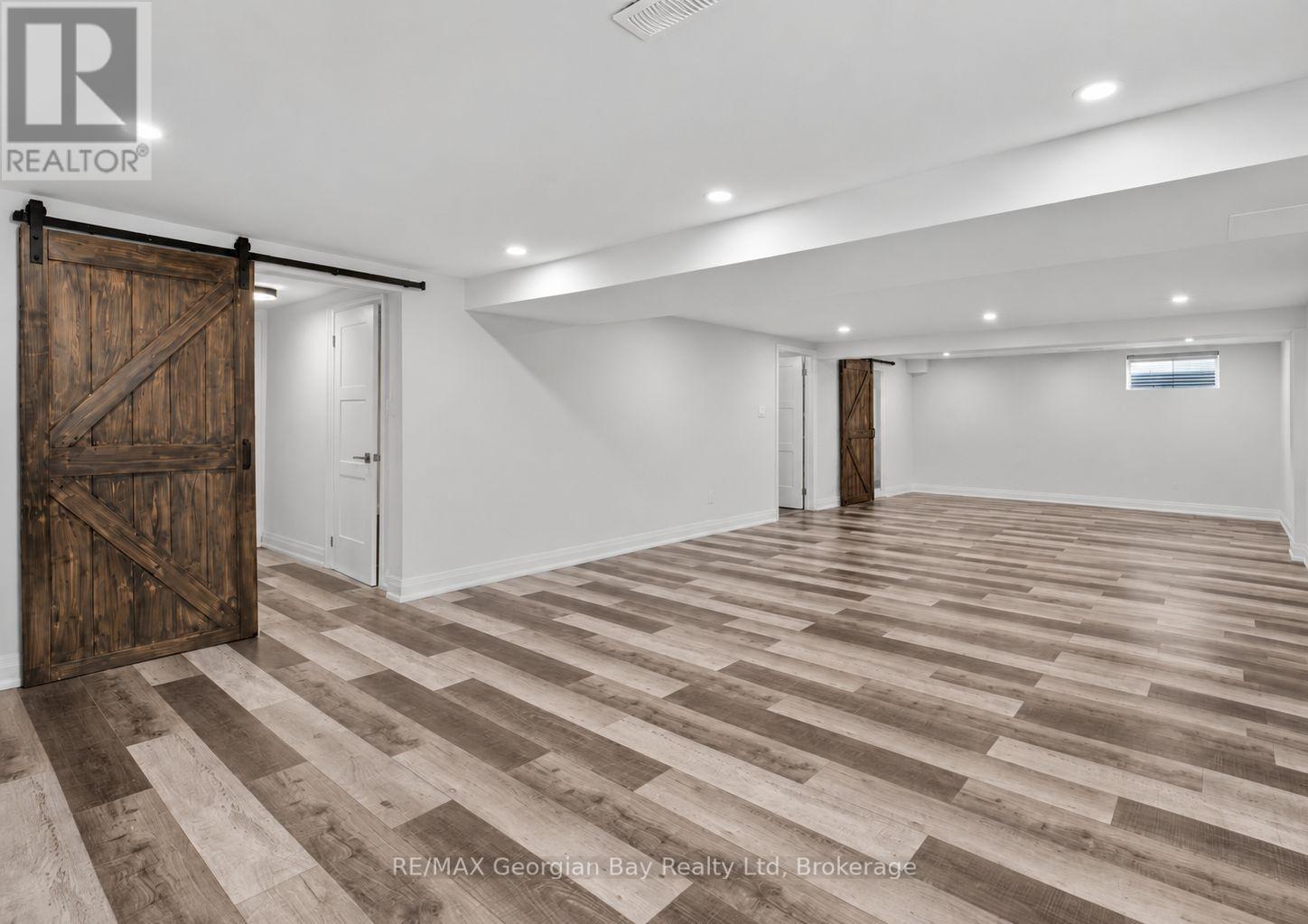 615 Bayport Boulevard, Midland, ON - Indoor