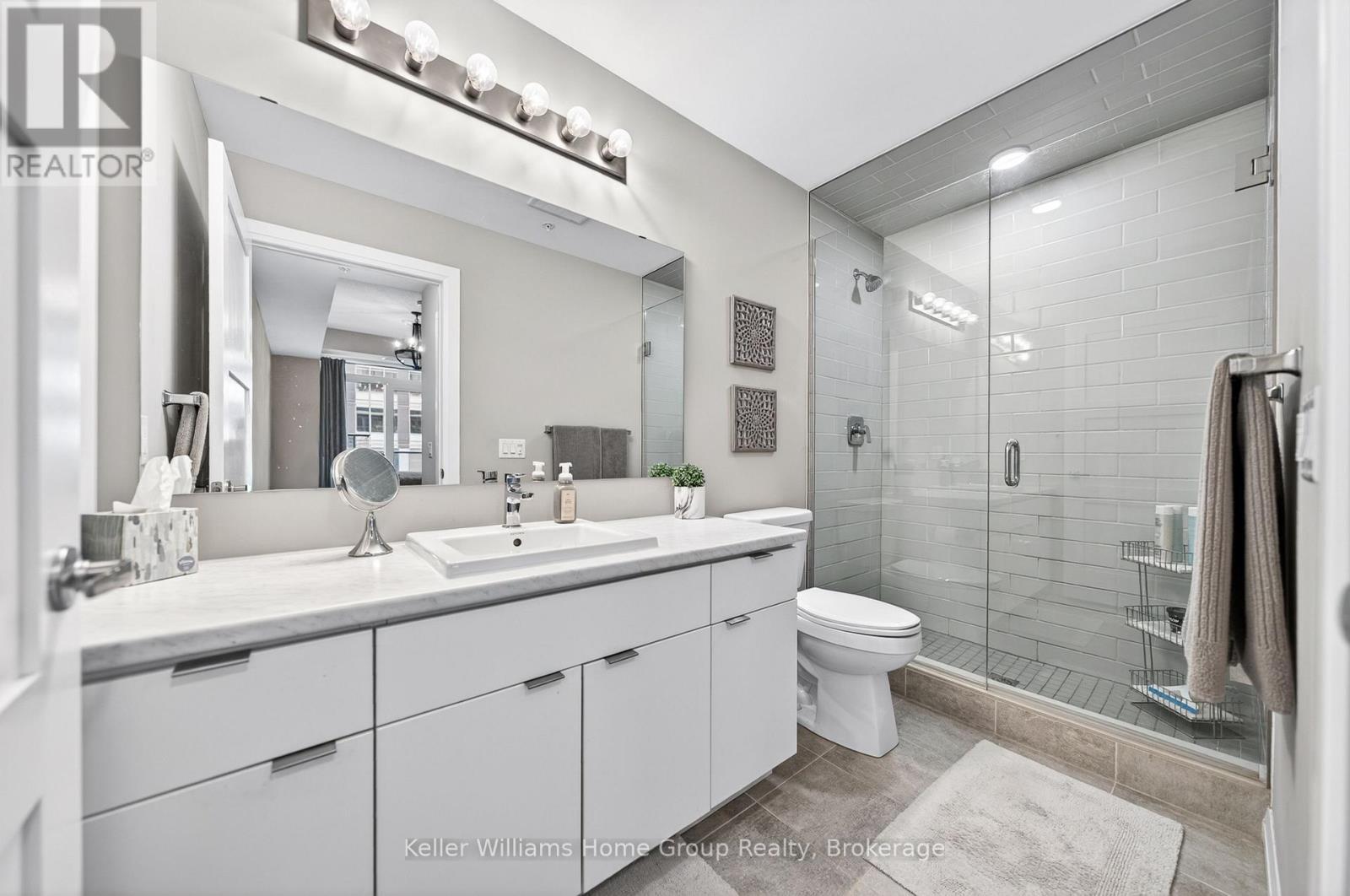701 - 73 Arthur Street S, Guelph (St. Patrick'S Ward), ON - Indoor Photo Showing Bathroom