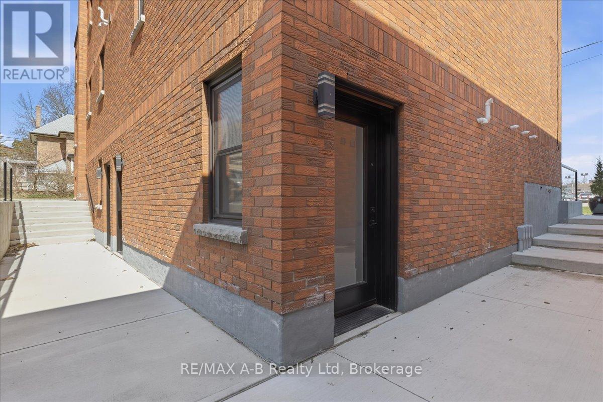 1 - 74A Church Street, Stratford, ON