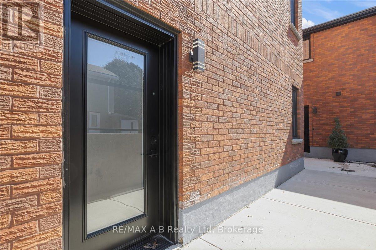 1 - 74A Church Street, Stratford, ON