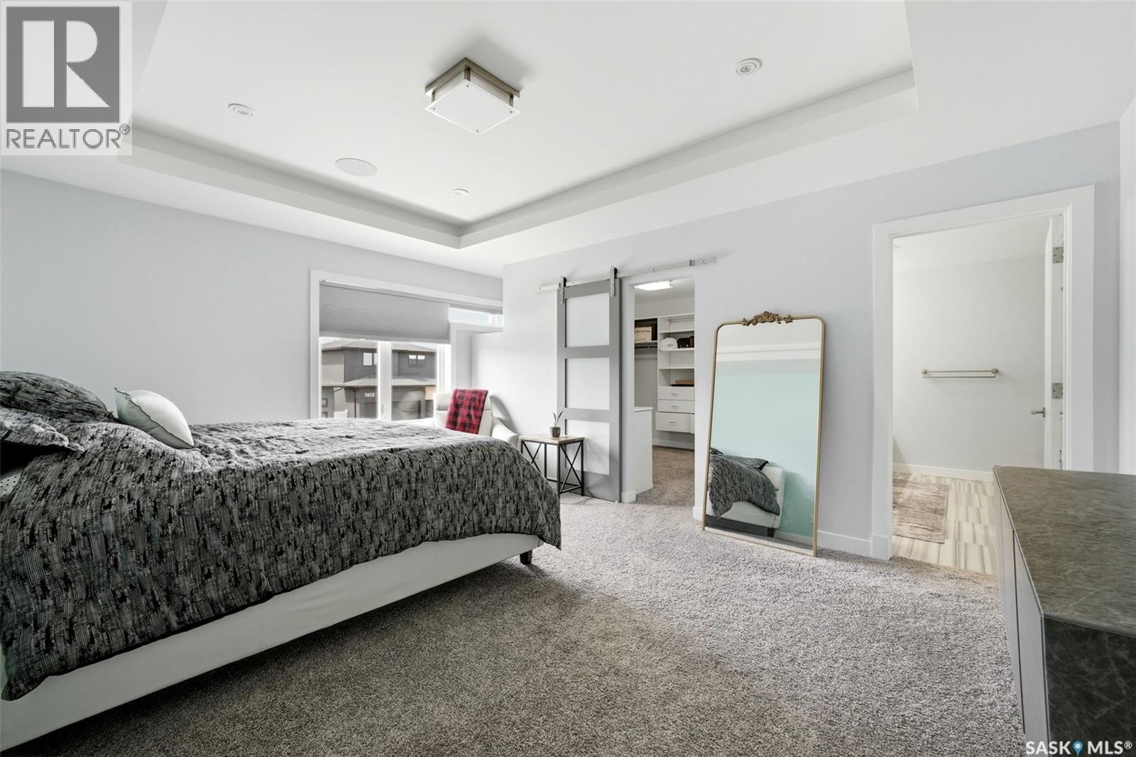 1609 Maple Hill Crescent N, Regina, SK - Indoor Photo Showing Bedroom
