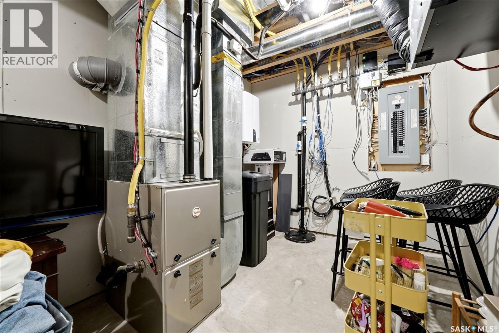 1609 Maple Hill Crescent N, Regina, SK - Indoor Photo Showing Basement