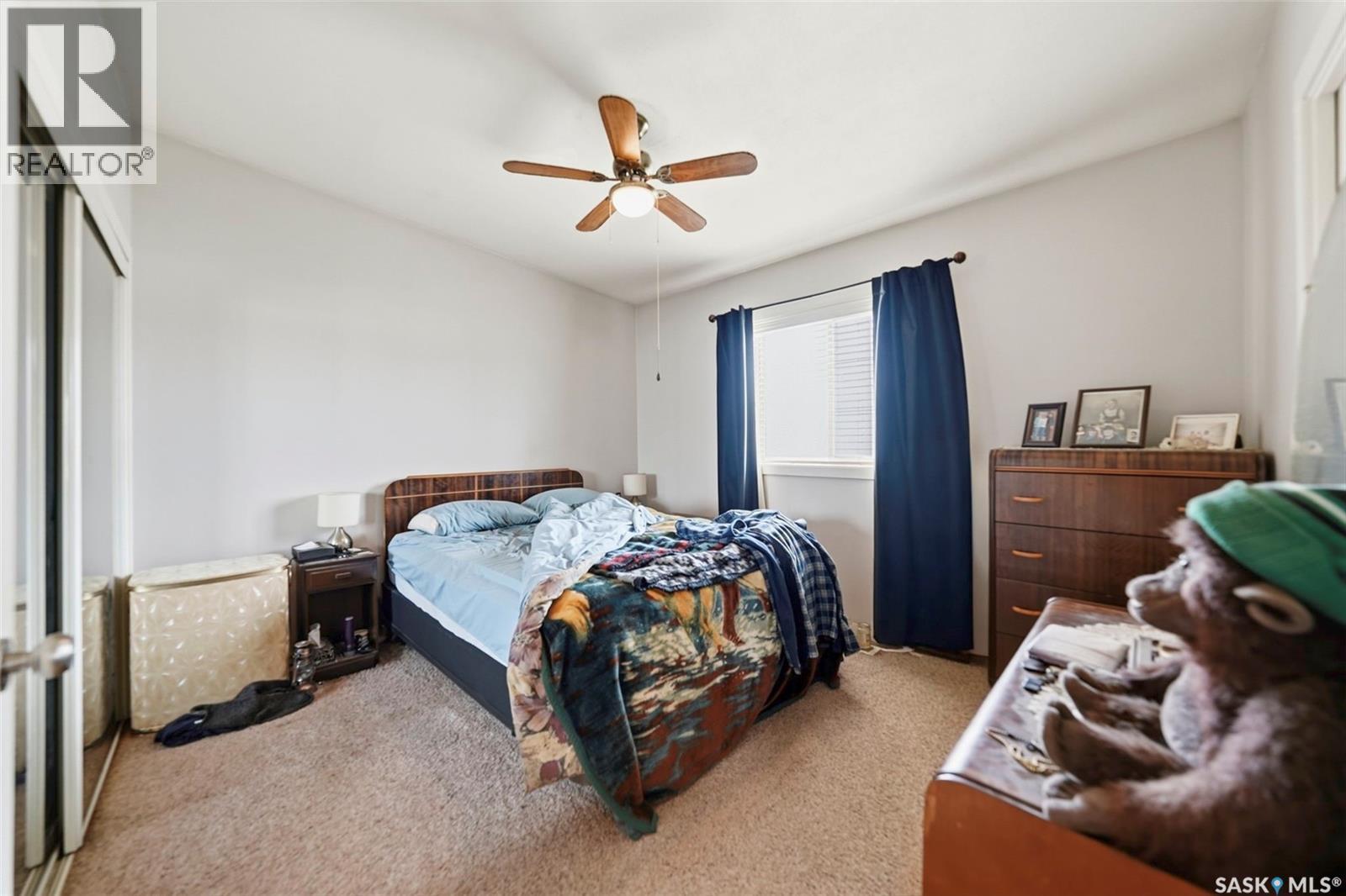 409 8Th Avenue W, Watrous, SK - Indoor Photo Showing Bedroom