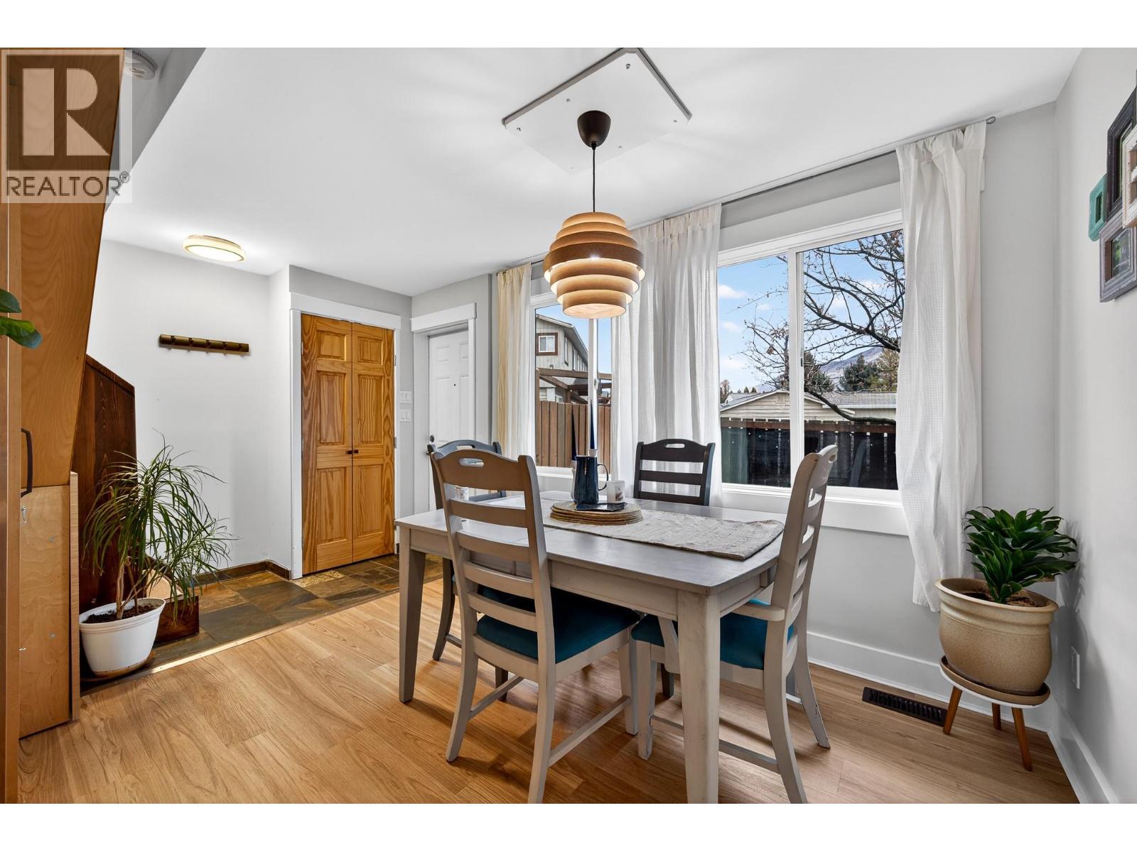 870 Mcqueen Drive Unit# 114, Kamloops, BC - Indoor Photo Showing Dining Room
