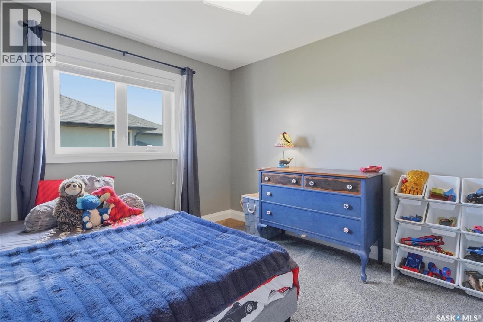 719 Salloum Crescent, Saskatoon, SK - Indoor Photo Showing Bedroom