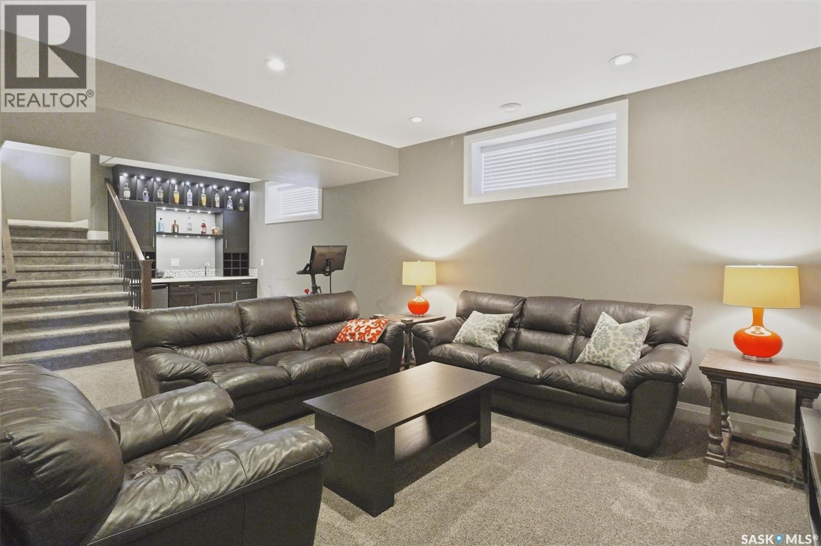 719 Salloum Crescent, Saskatoon, SK - Indoor