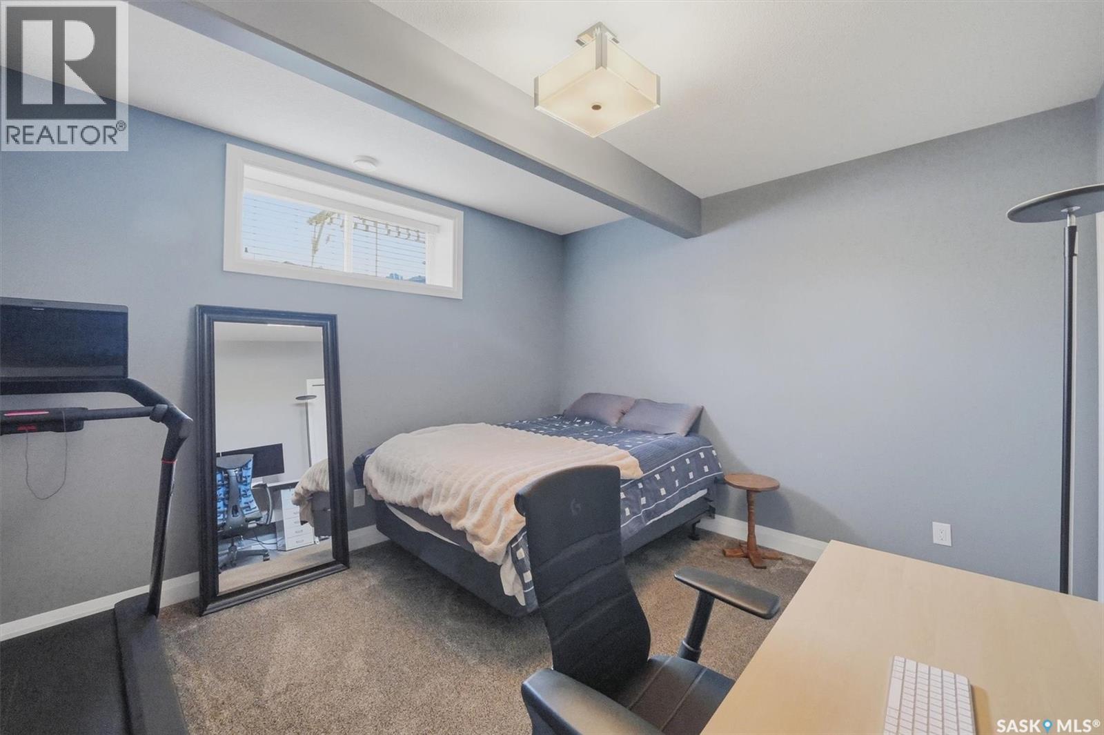 719 Salloum Crescent, Saskatoon, SK - Indoor Photo Showing Bedroom