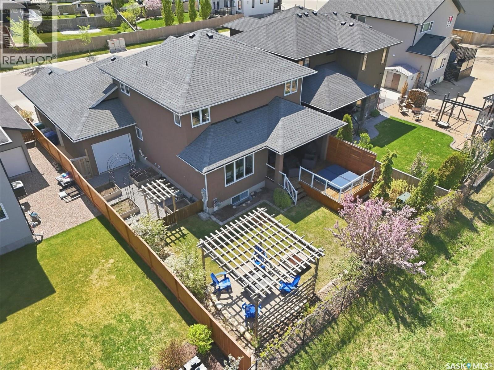 719 Salloum Crescent, Saskatoon, SK - Outdoor With Deck Patio Veranda