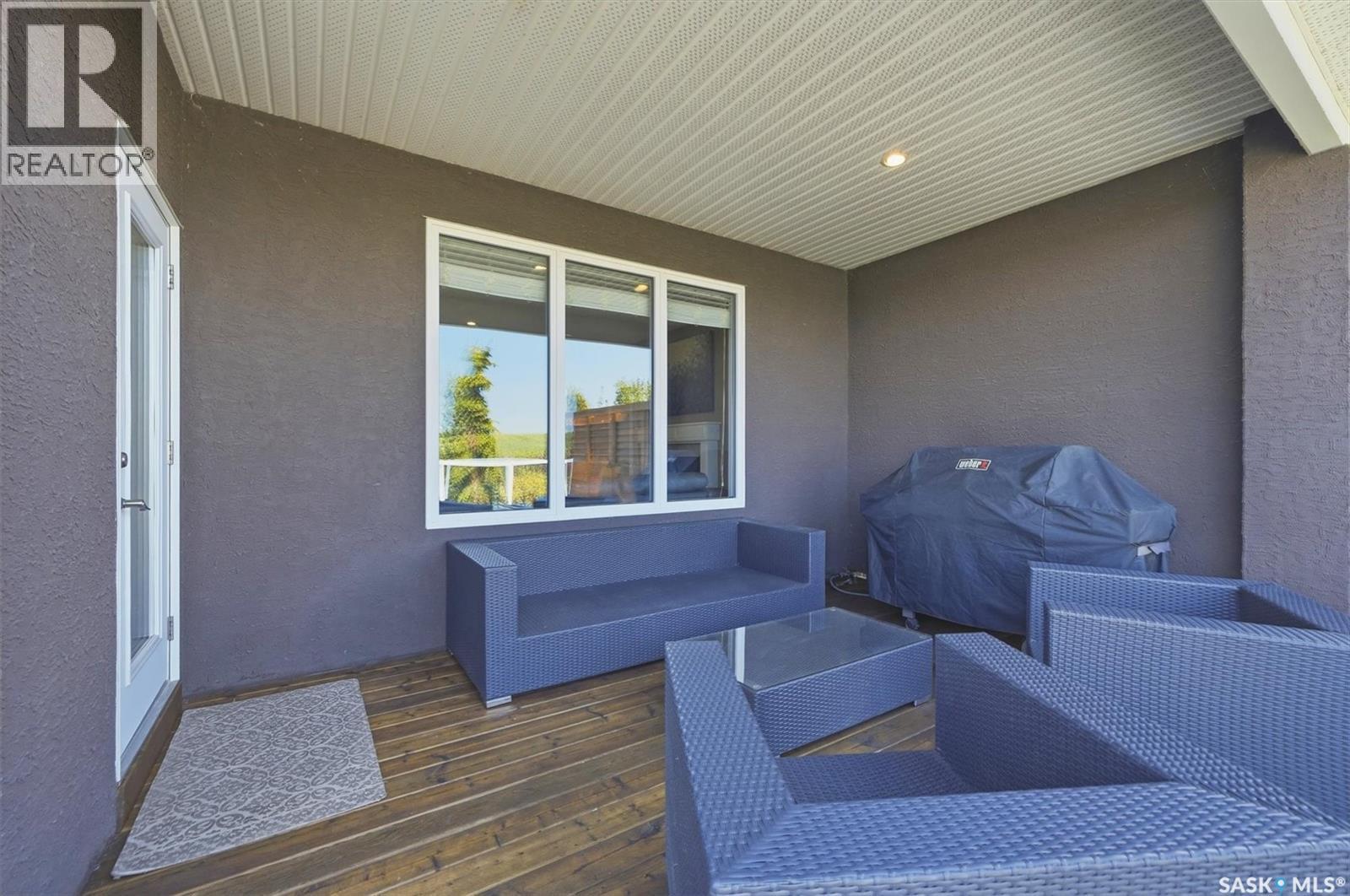 719 Salloum Crescent, Saskatoon, SK - Outdoor With Deck Patio Veranda With Exterior