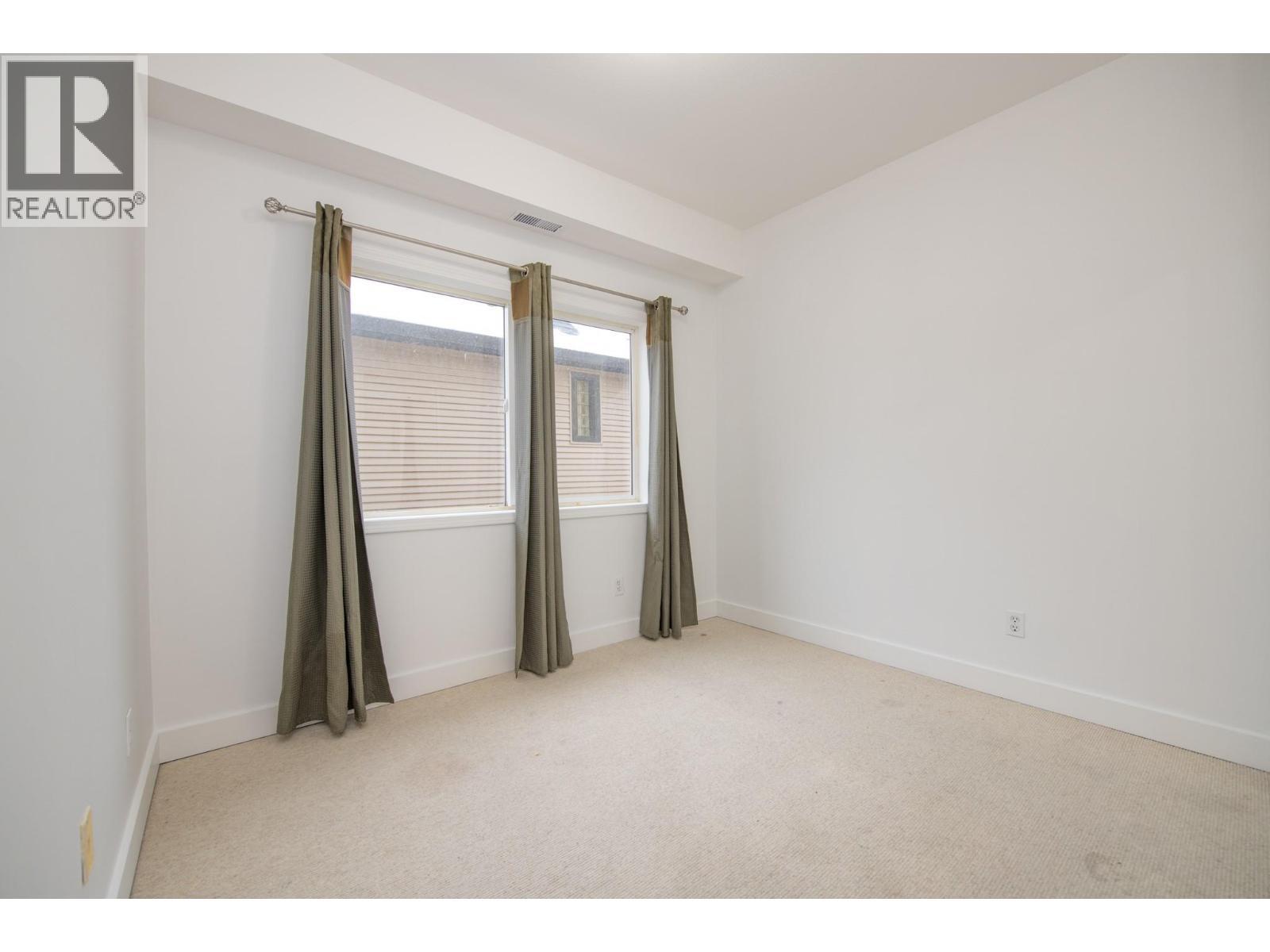 3414A 28Th Avenue Unit# 2, Vernon, BC - Indoor Photo Showing Other Room