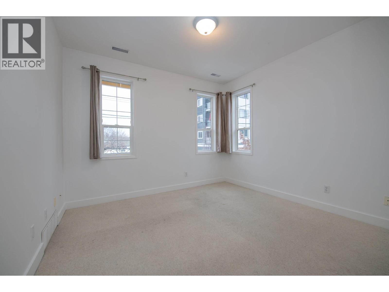 3414A 28Th Avenue Unit# 2, Vernon, BC - Indoor Photo Showing Other Room