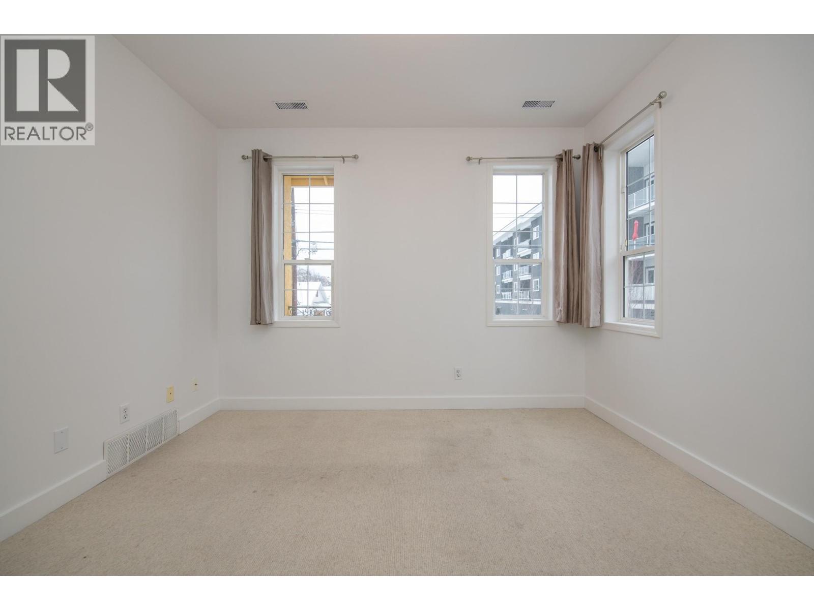 3414A 28Th Avenue Unit# 2, Vernon, BC - Indoor Photo Showing Other Room