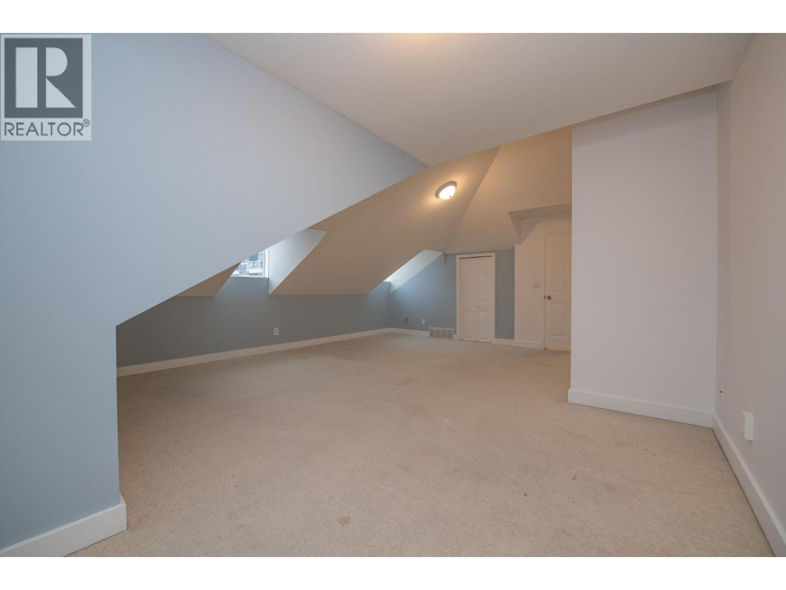 3414A 28Th Avenue Unit# 2, Vernon, BC - Indoor Photo Showing Other Room