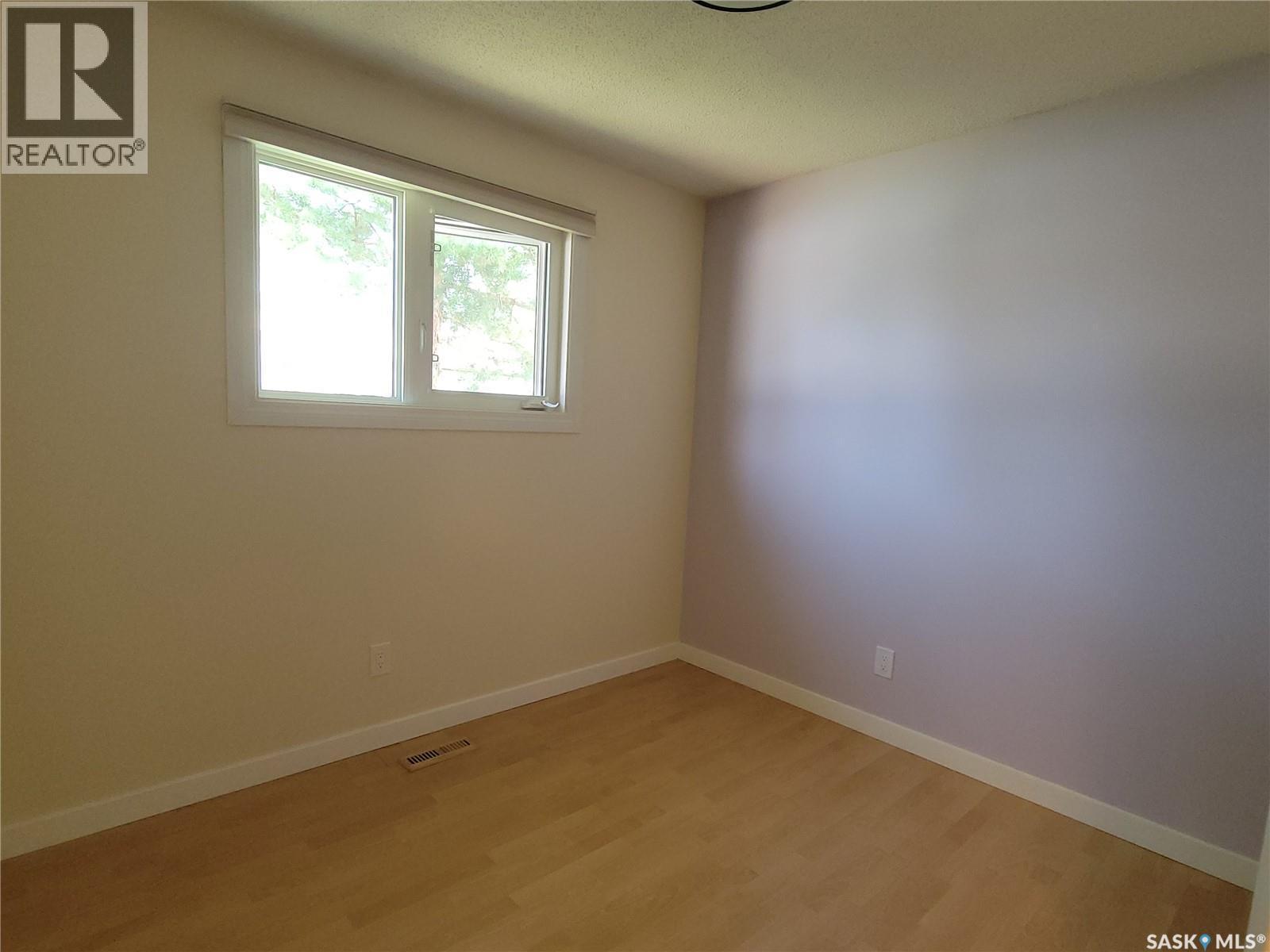 1621 Greig Avenue, Saskatoon, SK - Indoor Photo Showing Other Room
