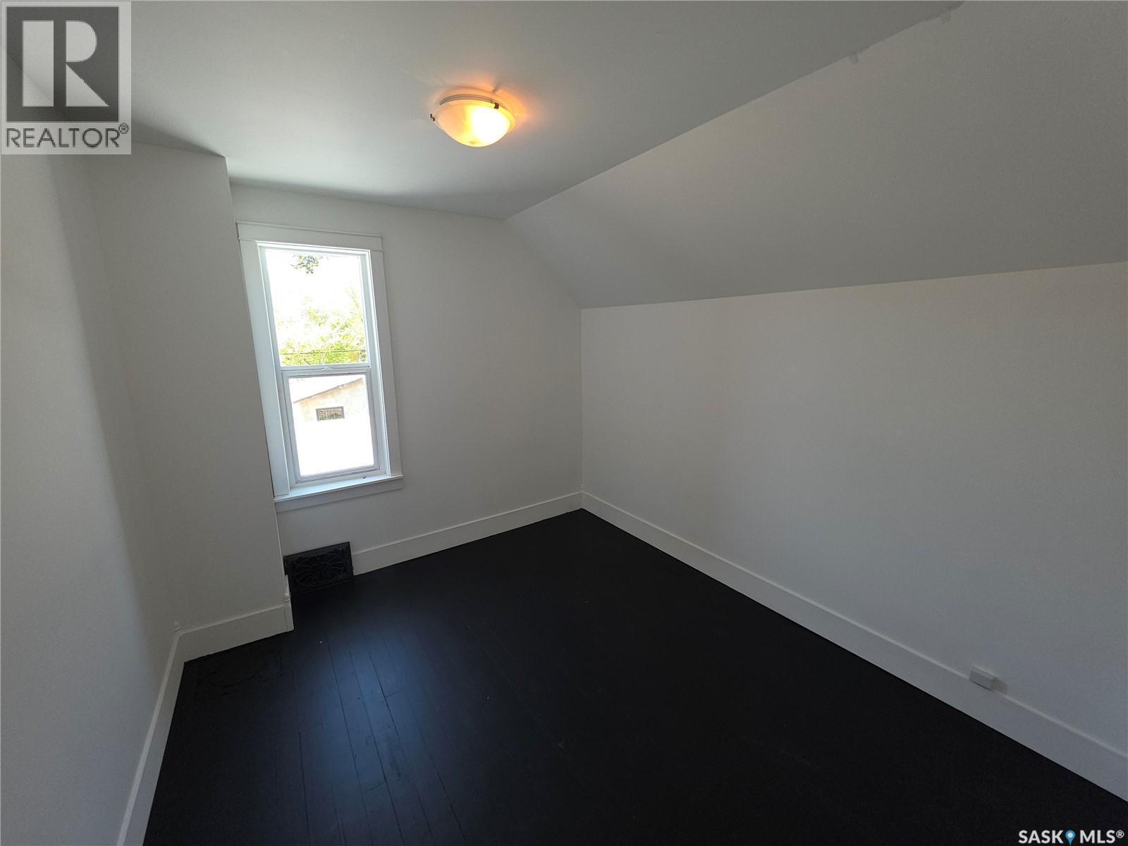 125 D Avenue S, Saskatoon, SK - Indoor Photo Showing Other Room