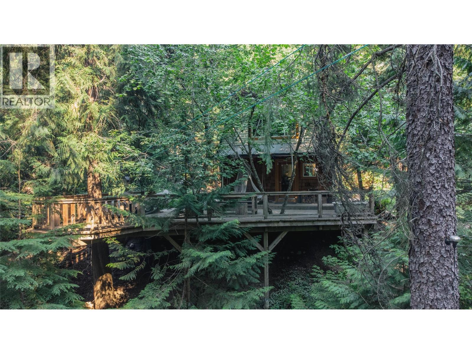 5396 6 Highway, Winlaw, BC - Outdoor