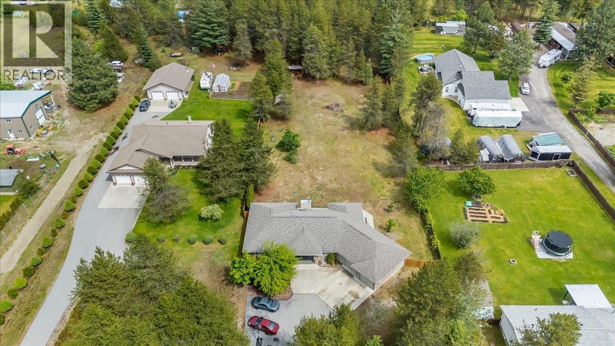 816 Columbia Road, Castlegar, BC - Outdoor With View