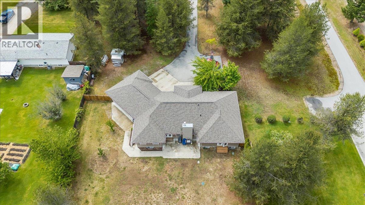 816 Columbia Road, Castlegar, BC - Outdoor With View