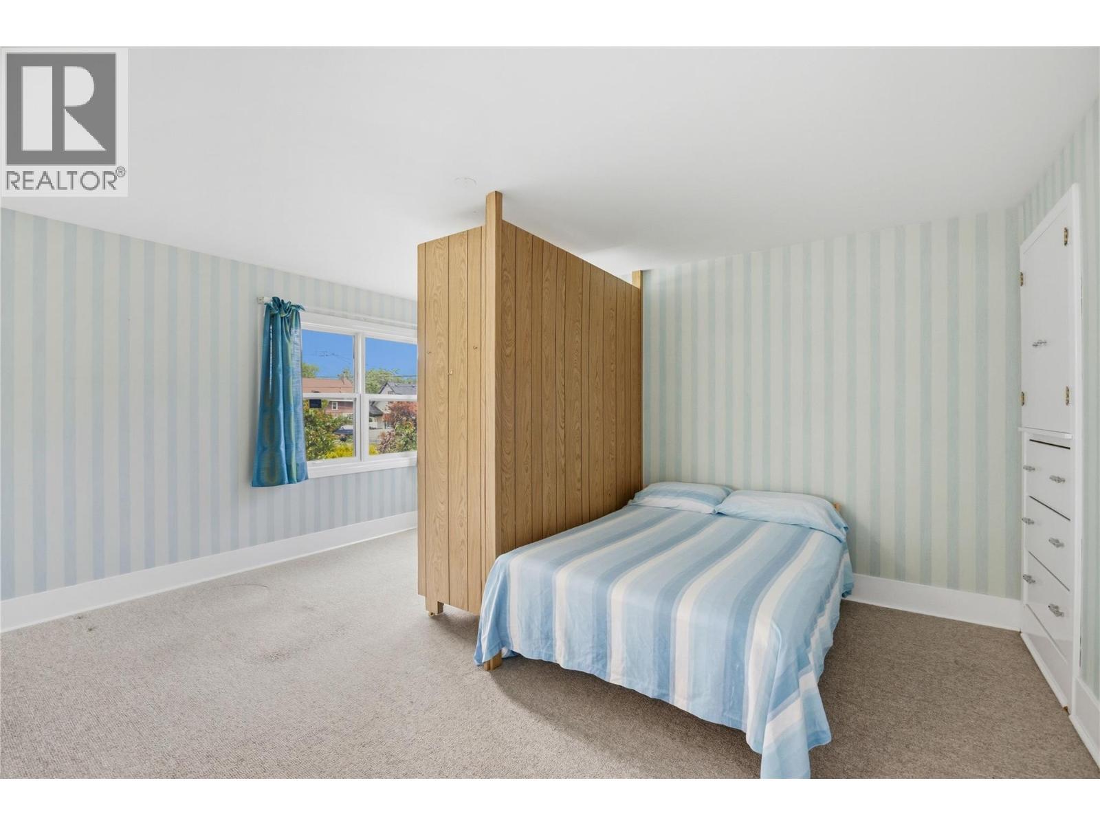 763 Argyle Street, Penticton, BC - Indoor Photo Showing Bedroom