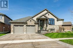 624 HALIFAX ROAD Woodstock (Woodstock - North), ON N4T 0E8