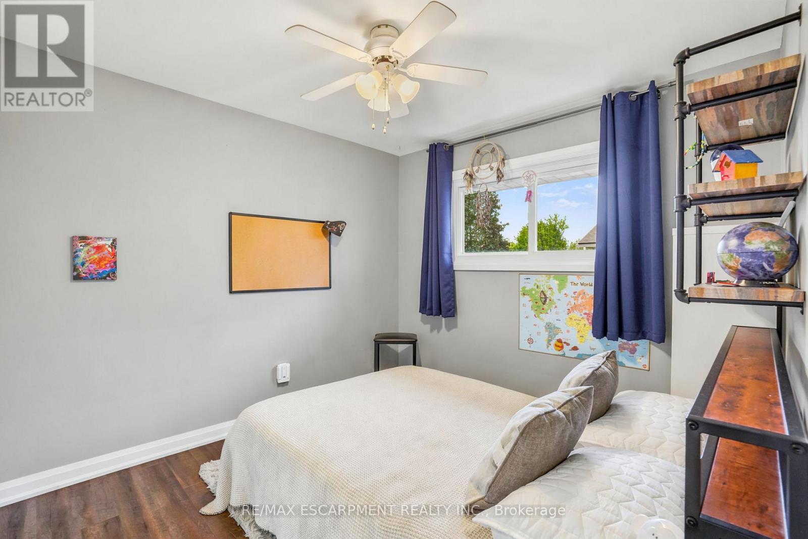 150 Mountville Avenue, Hamilton, ON - Indoor Photo Showing Bedroom