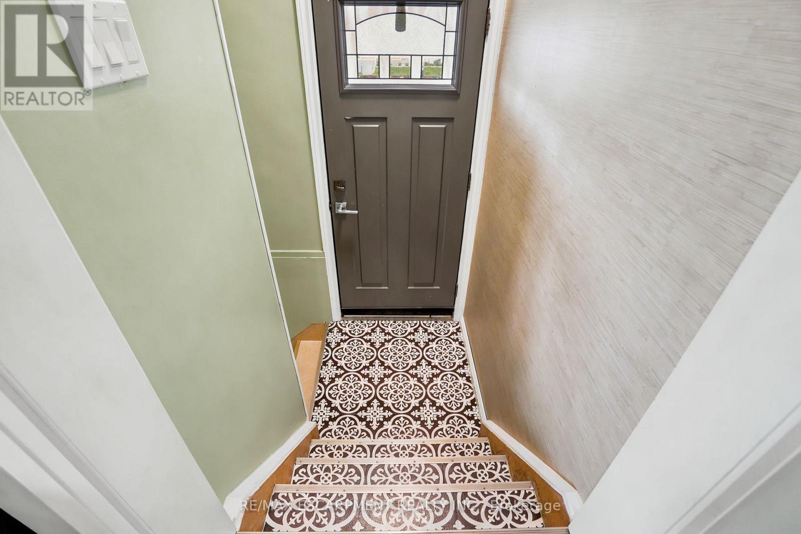 150 Mountville Avenue, Hamilton, ON - Indoor Photo Showing Other Room