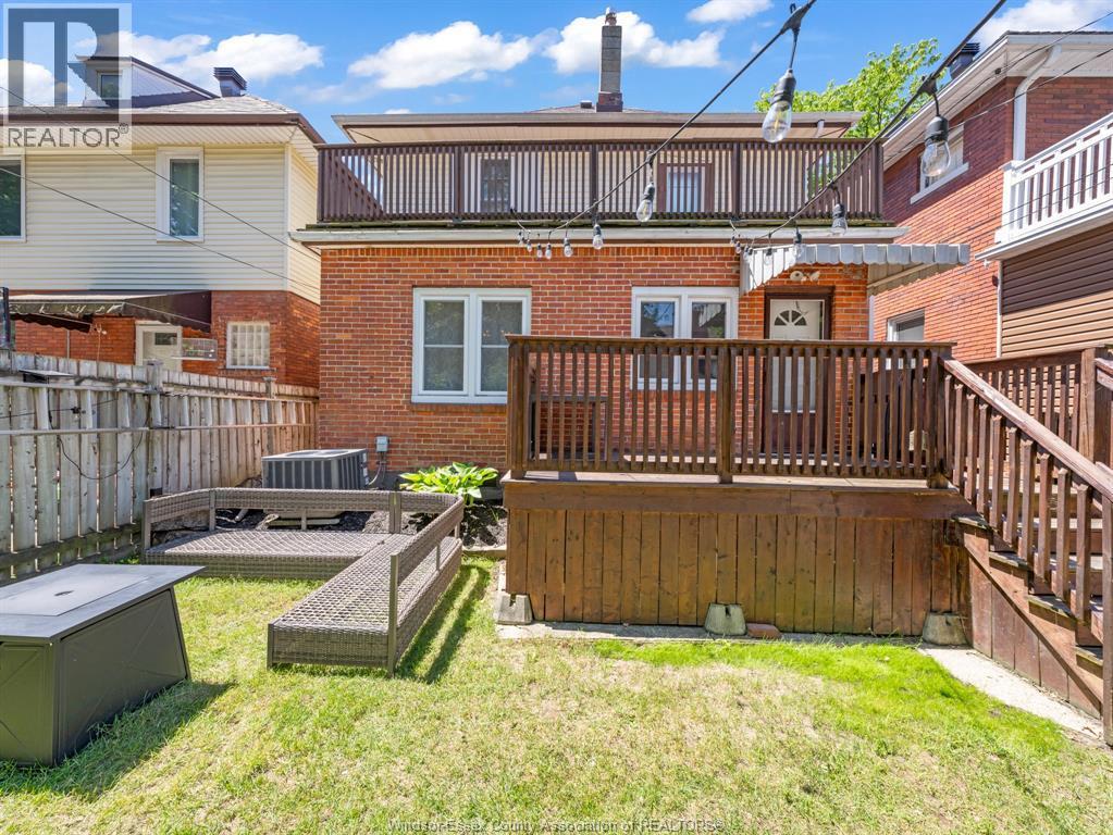 908 Windermere Road, Windsor, ON - Outdoor With Balcony With Exterior
