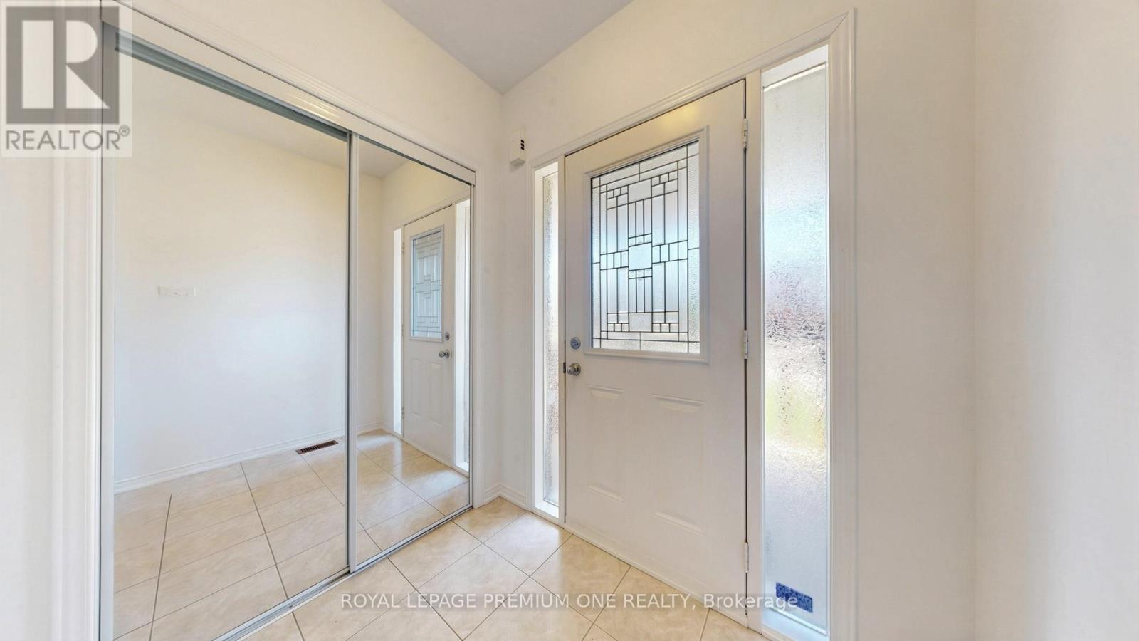 108 Argento Crescent, Vaughan, ON - Indoor Photo Showing Other Room