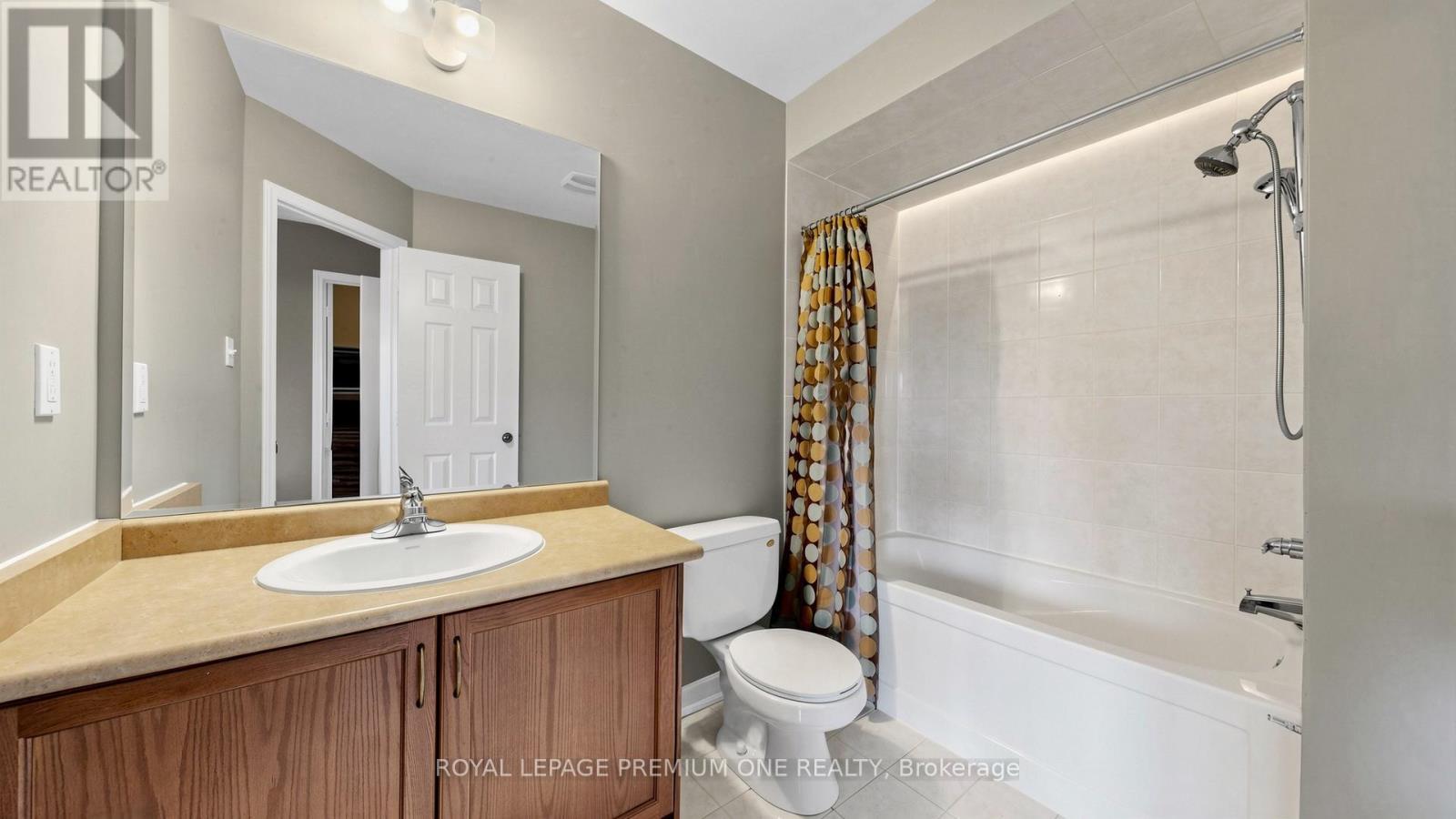 108 Argento Crescent, Vaughan, ON - Indoor Photo Showing Bathroom
