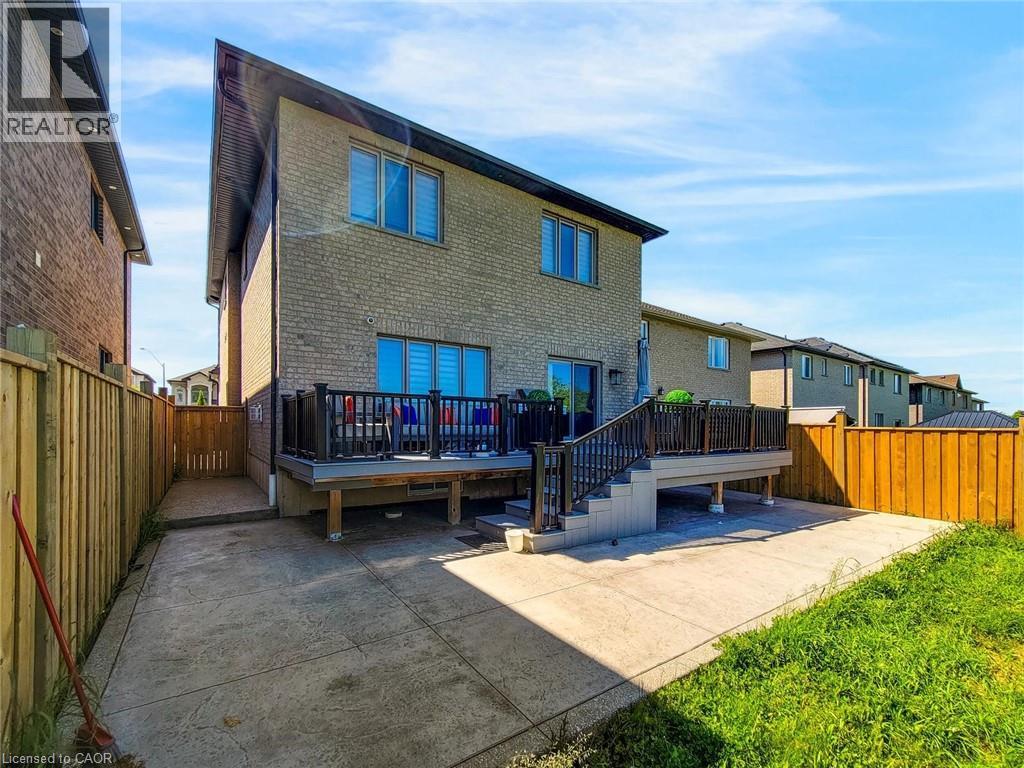 27 Riesling Court, Hamilton, ON