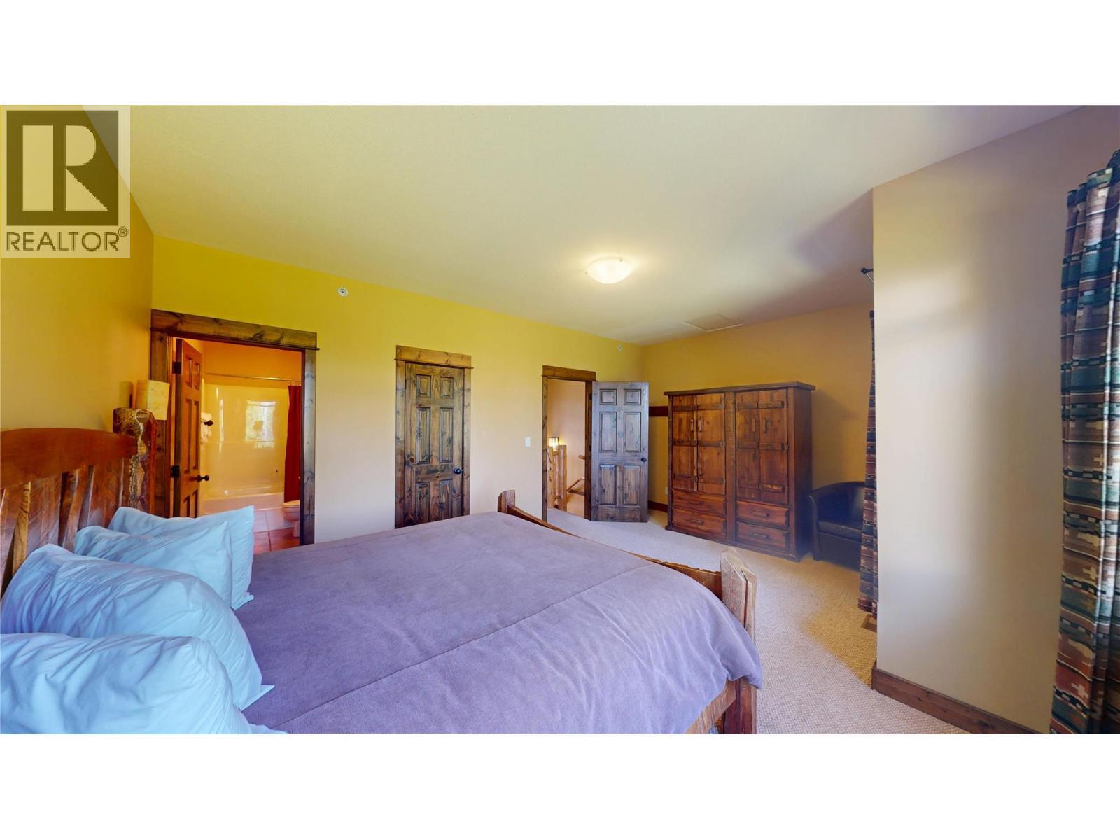 1351 Gerry Sorensen Way Unit# J2-B, Kimberley, BC - Indoor Photo Showing Bedroom