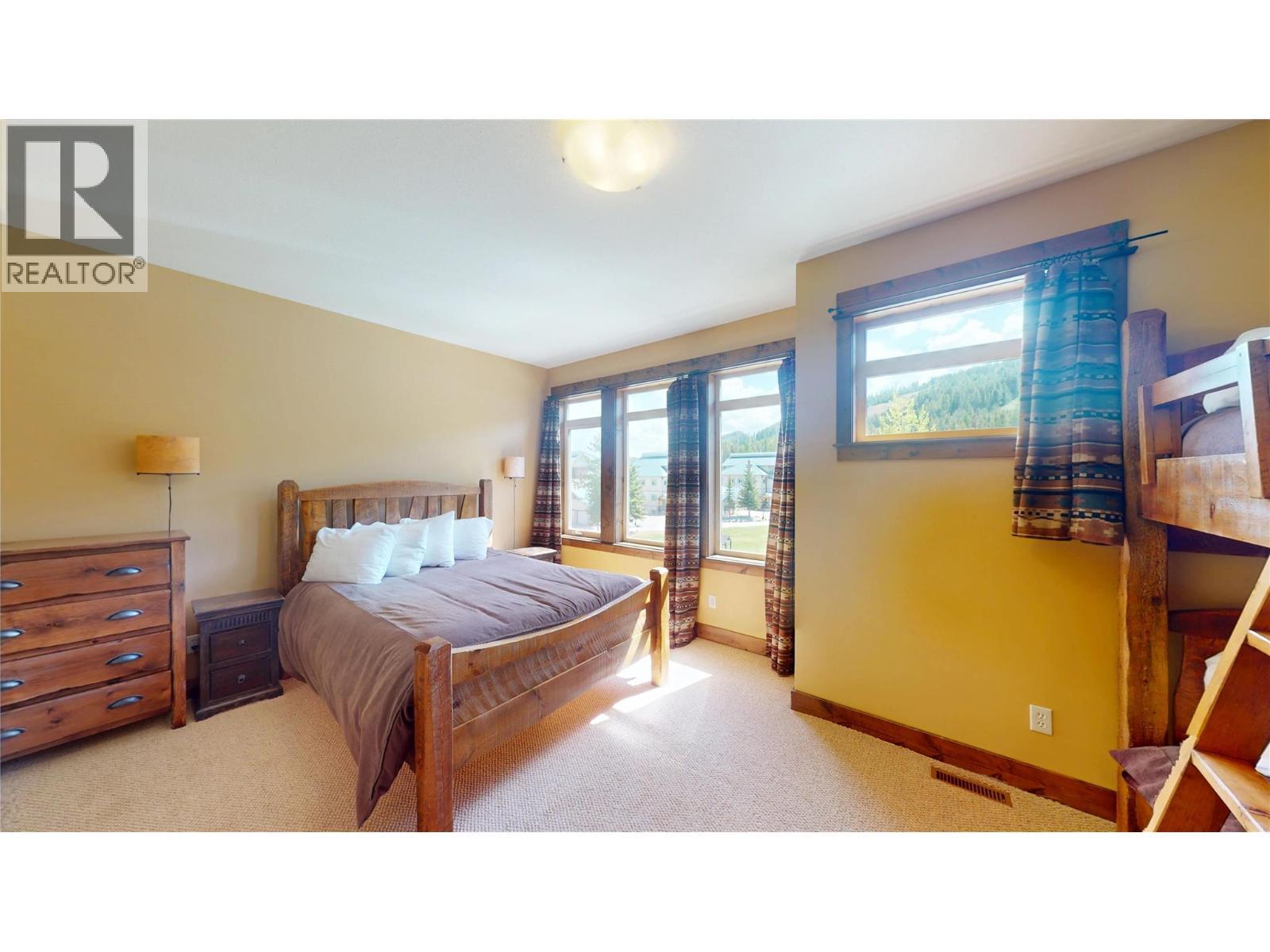 1351 Gerry Sorensen Way Unit# J2-B, Kimberley, BC - Indoor Photo Showing Bedroom