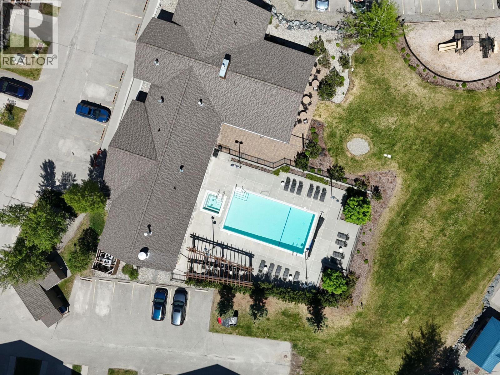 1351 Gerry Sorensen Way Unit# J2-B, Kimberley, BC - Outdoor