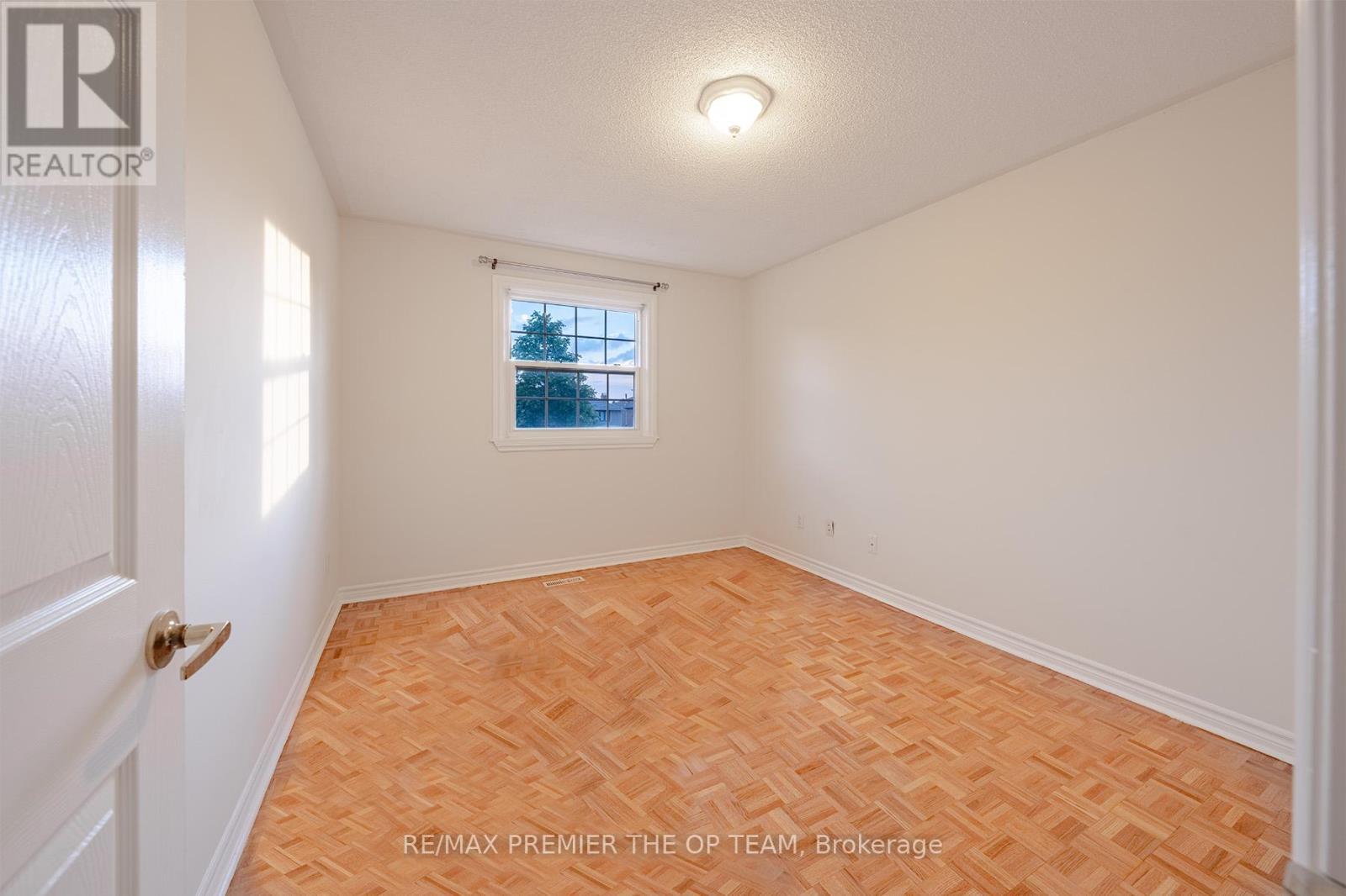 79 Governor Crescent, Vaughan, ON - Indoor Photo Showing Other Room