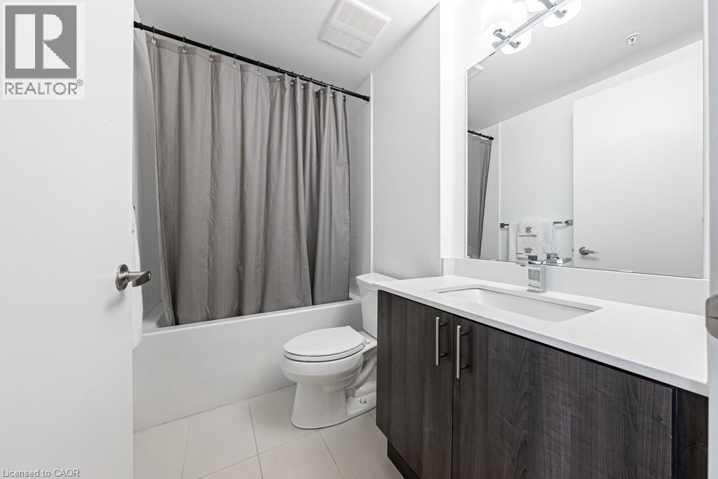 550 North Service Road Unit# 609, Grimsby, ON - Indoor Photo Showing Bathroom