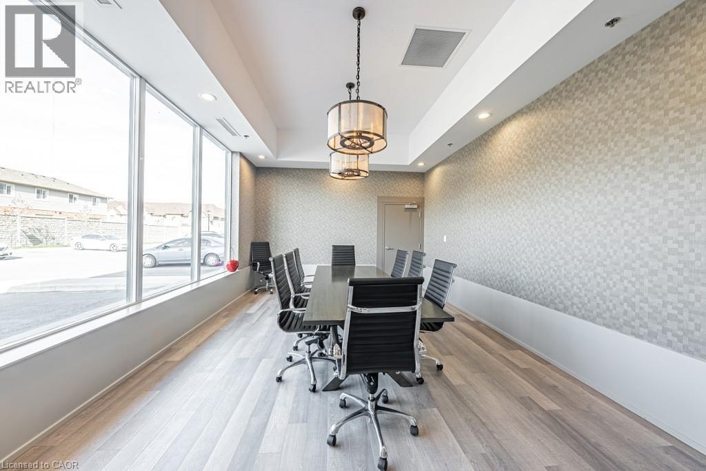 550 North Service Road Unit# 609, Grimsby, ON - Indoor Photo Showing Office