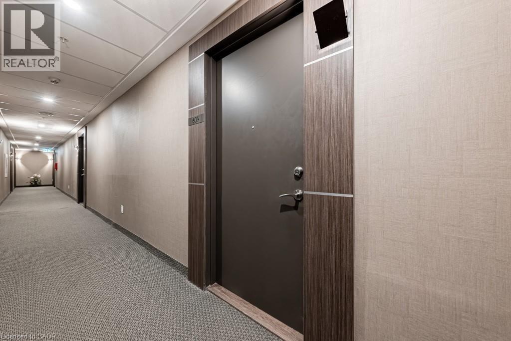 550 North Service Road Unit# 609, Grimsby, ON - Indoor Photo Showing Other Room
