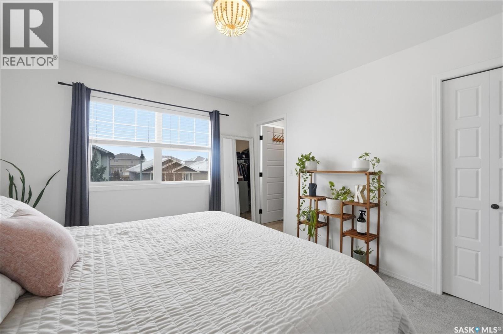 344 Levalley Cove, Saskatoon, SK - Indoor Photo Showing Bedroom