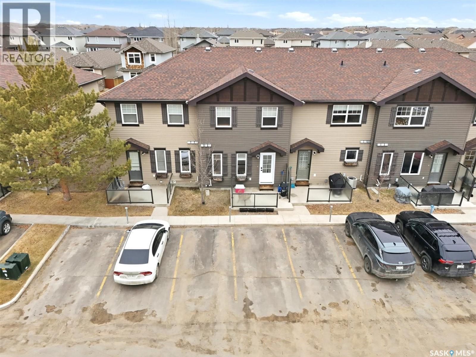 344 Levalley Cove, Saskatoon, SK - Outdoor With Deck Patio Veranda