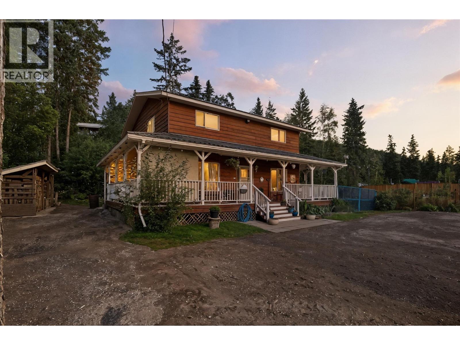 9063 Doyle Road, Kamloops, BC - Outdoor With Deck Patio Veranda
