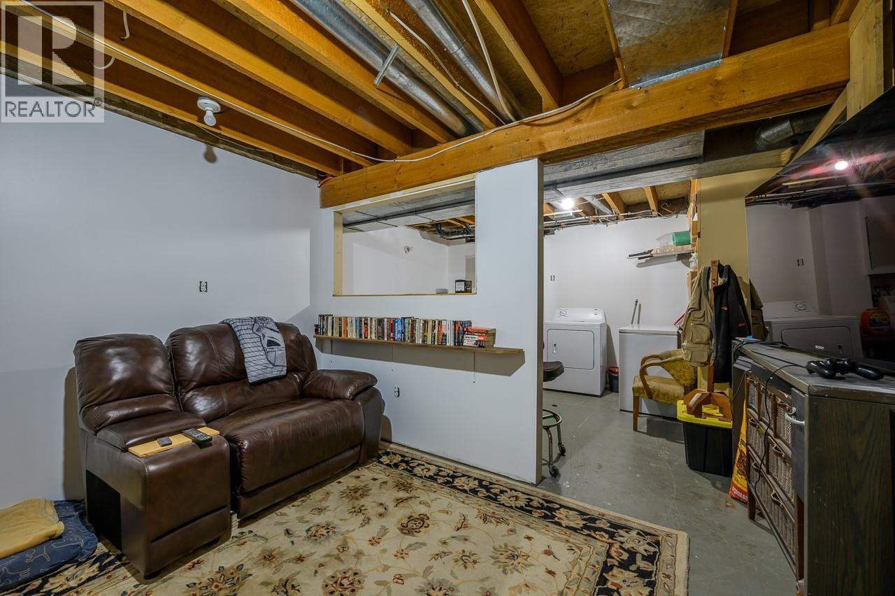 9063 Doyle Road, Kamloops, BC - Indoor Photo Showing Basement