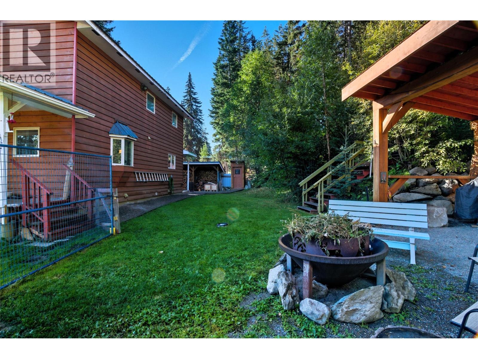 9063 Doyle Road, Kamloops, BC - Outdoor