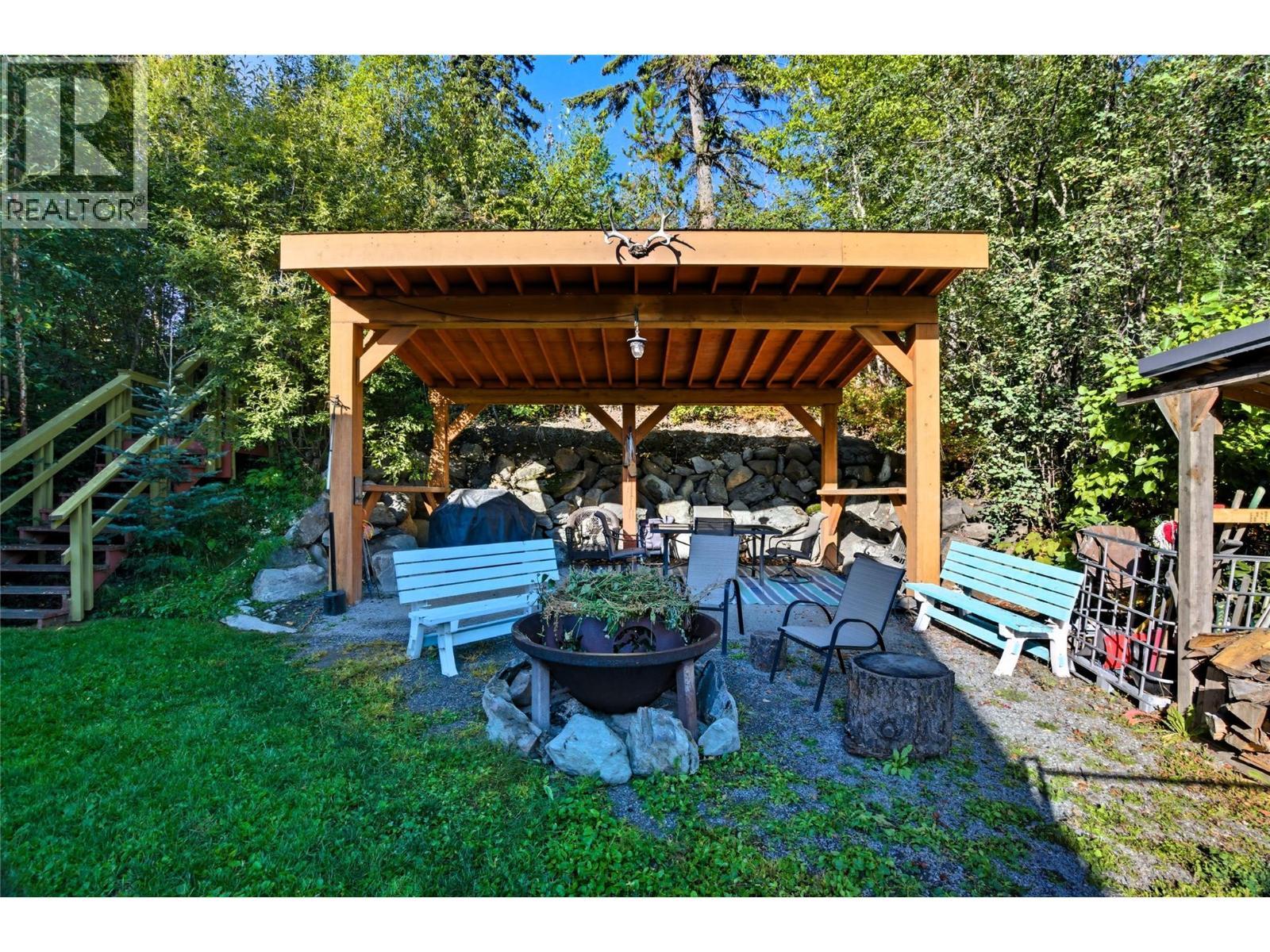 9063 Doyle Road, Kamloops, BC - Outdoor With Deck Patio Veranda