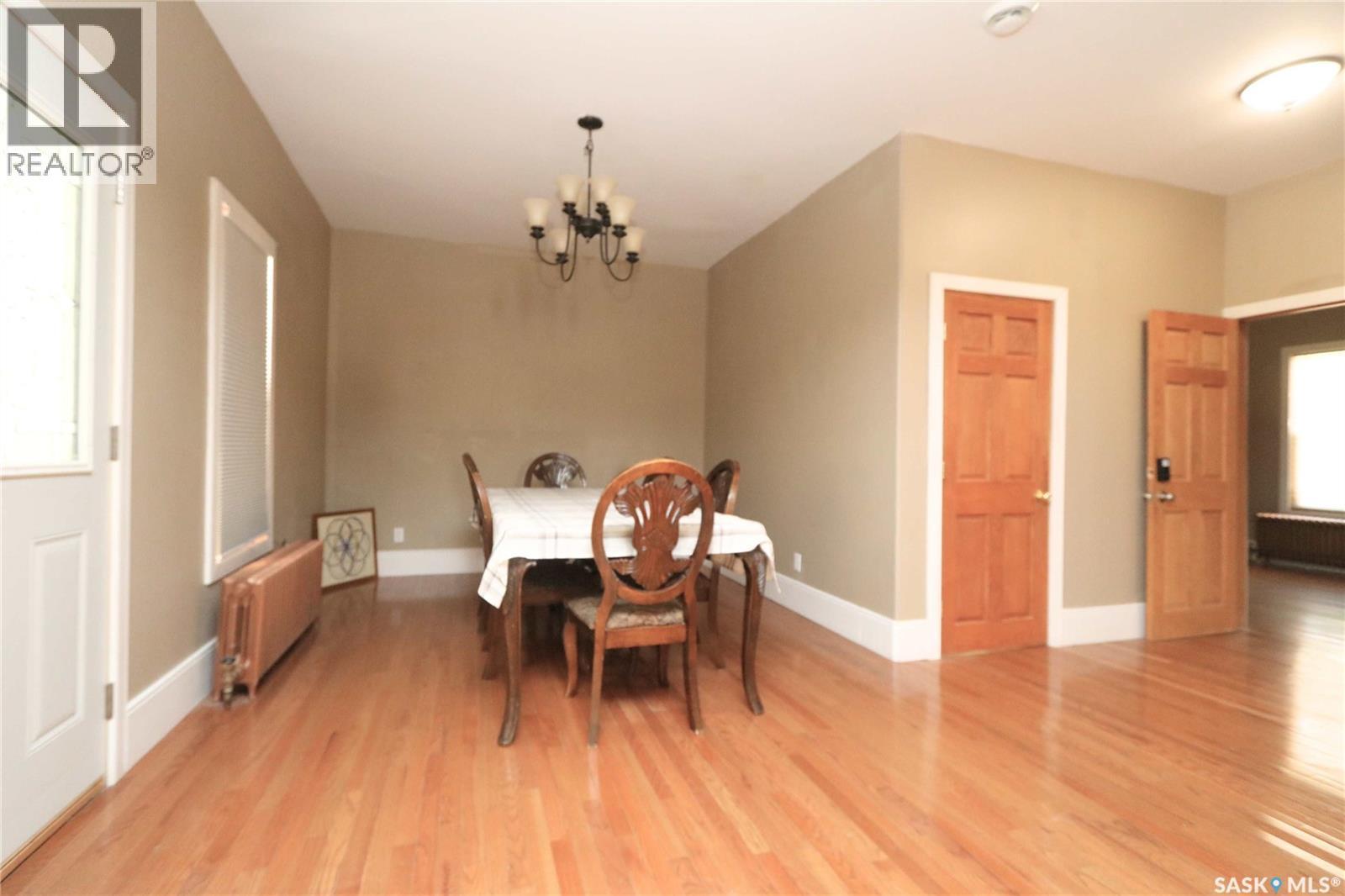 34 Laurier Avenue, Yorkton, SK - Indoor Photo Showing Dining Room