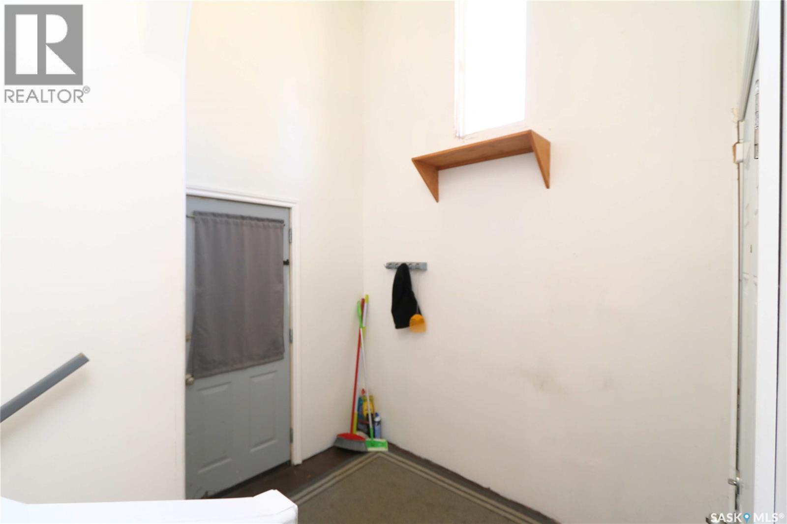 34 Laurier Avenue, Yorkton, SK - Photo Showing Other Room