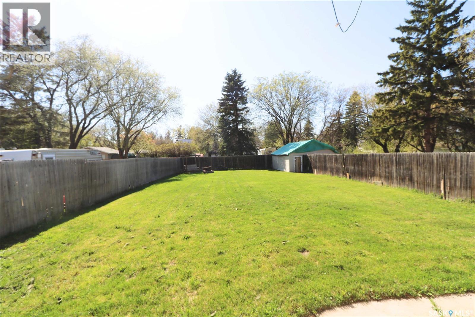 34 Laurier Avenue, Yorkton, SK - Outdoor With Backyard