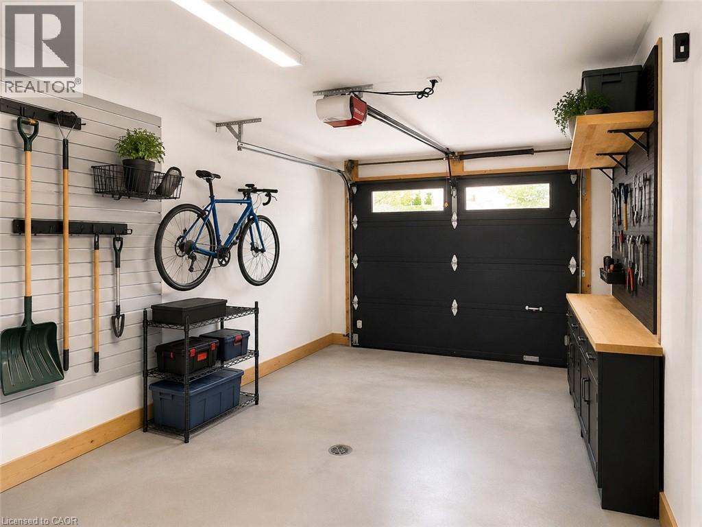 107 Third Street, Sturgeon Falls, ON - Indoor Photo Showing Garage