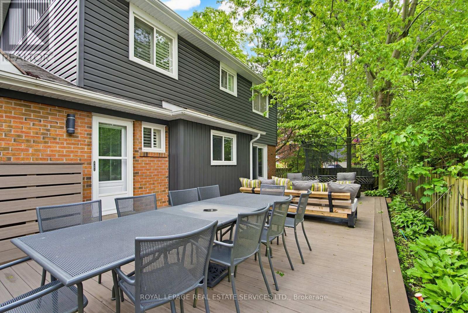 1390 Peerless Court, Oakville, ON